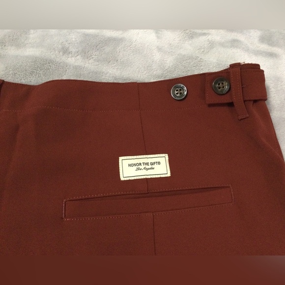 Honor the Gift HTG Prep Maroon Men’s Short - Picture 5 of 9